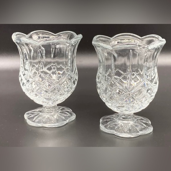 Vintage set of 4 Clear footed Votive Candleholder - Picture 3 of 4